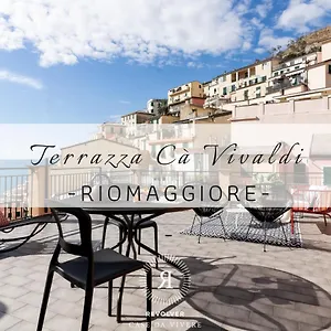 Cà Vivaldi Penthouse 5terreparco , Riomaggiore Italia
