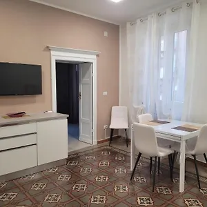 Domo Azuni , Sassari Italia